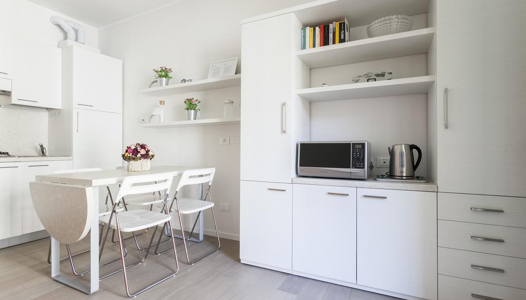 Italianway-Bligny 19 Apartment Милано Екстериор снимка