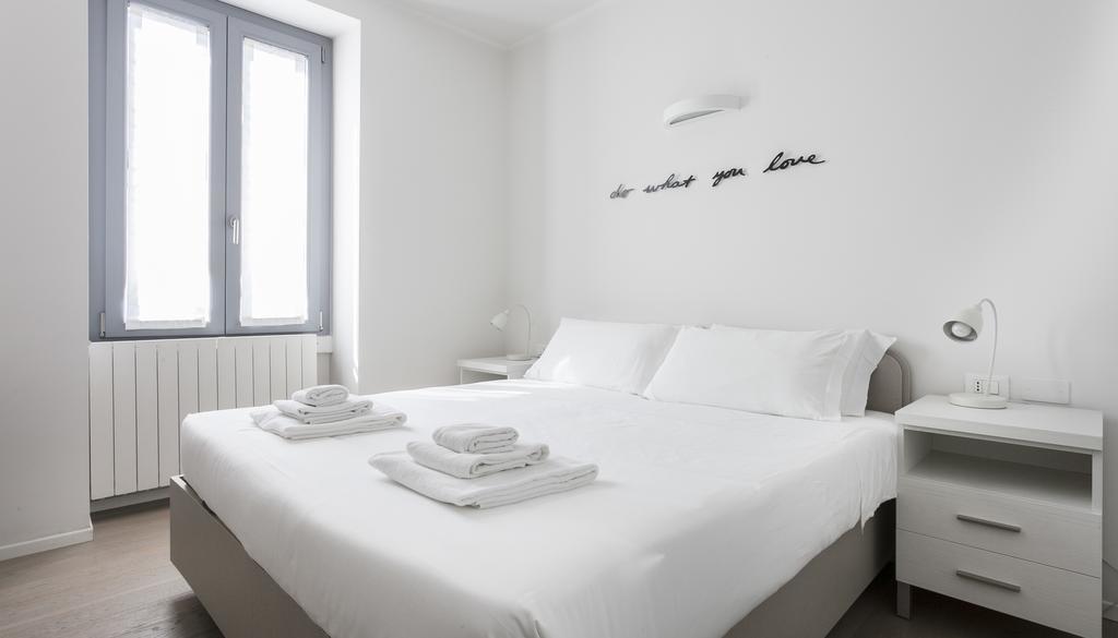 Italianway-Bligny 19 Apartment Милано Екстериор снимка